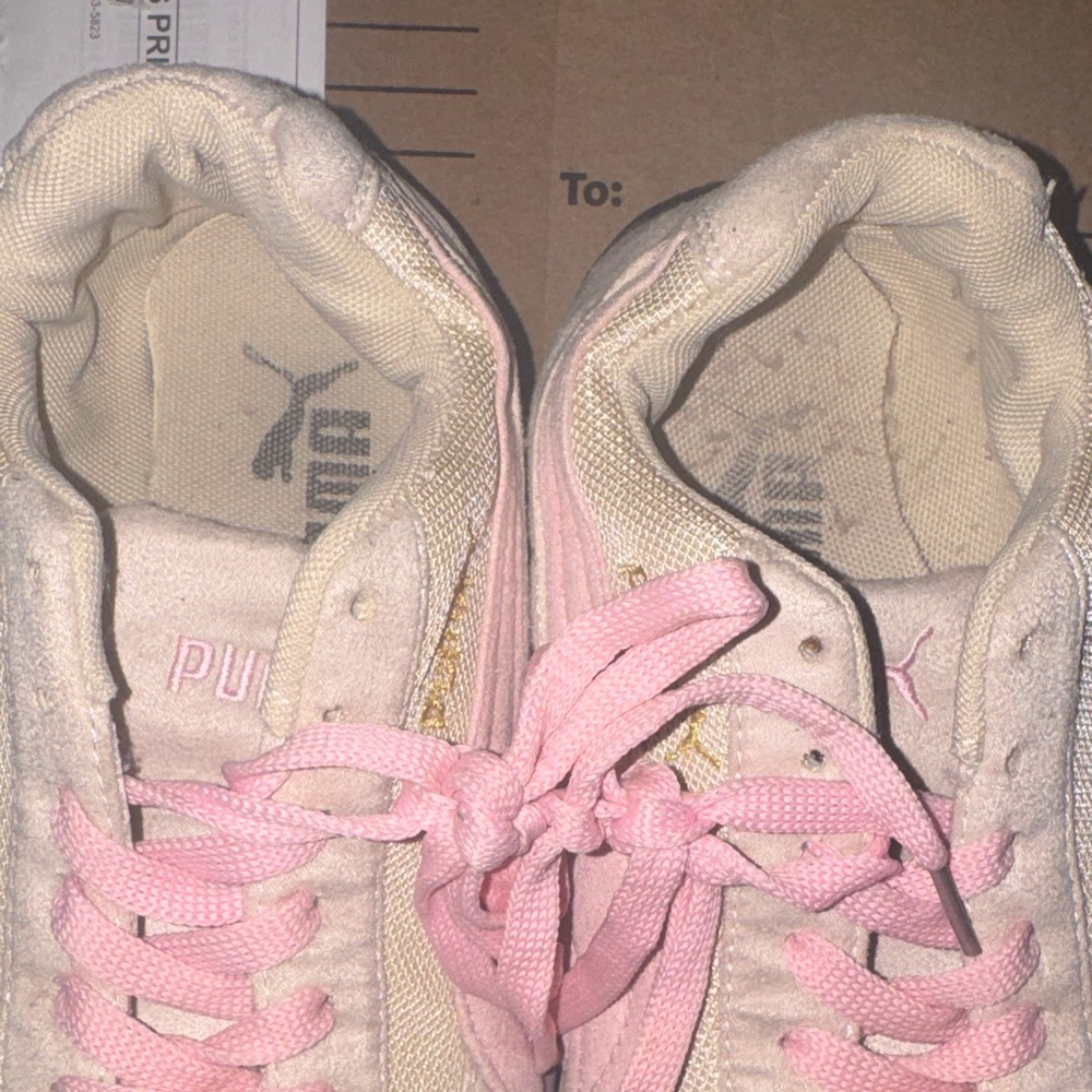 PUMA Women’s Pink & Cream Low-Profile Sneakers – Size 6 - Picture 7 of 7
